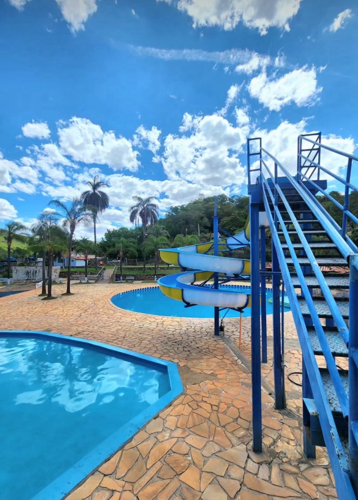 Clube ao lado da pousada — imagem 3